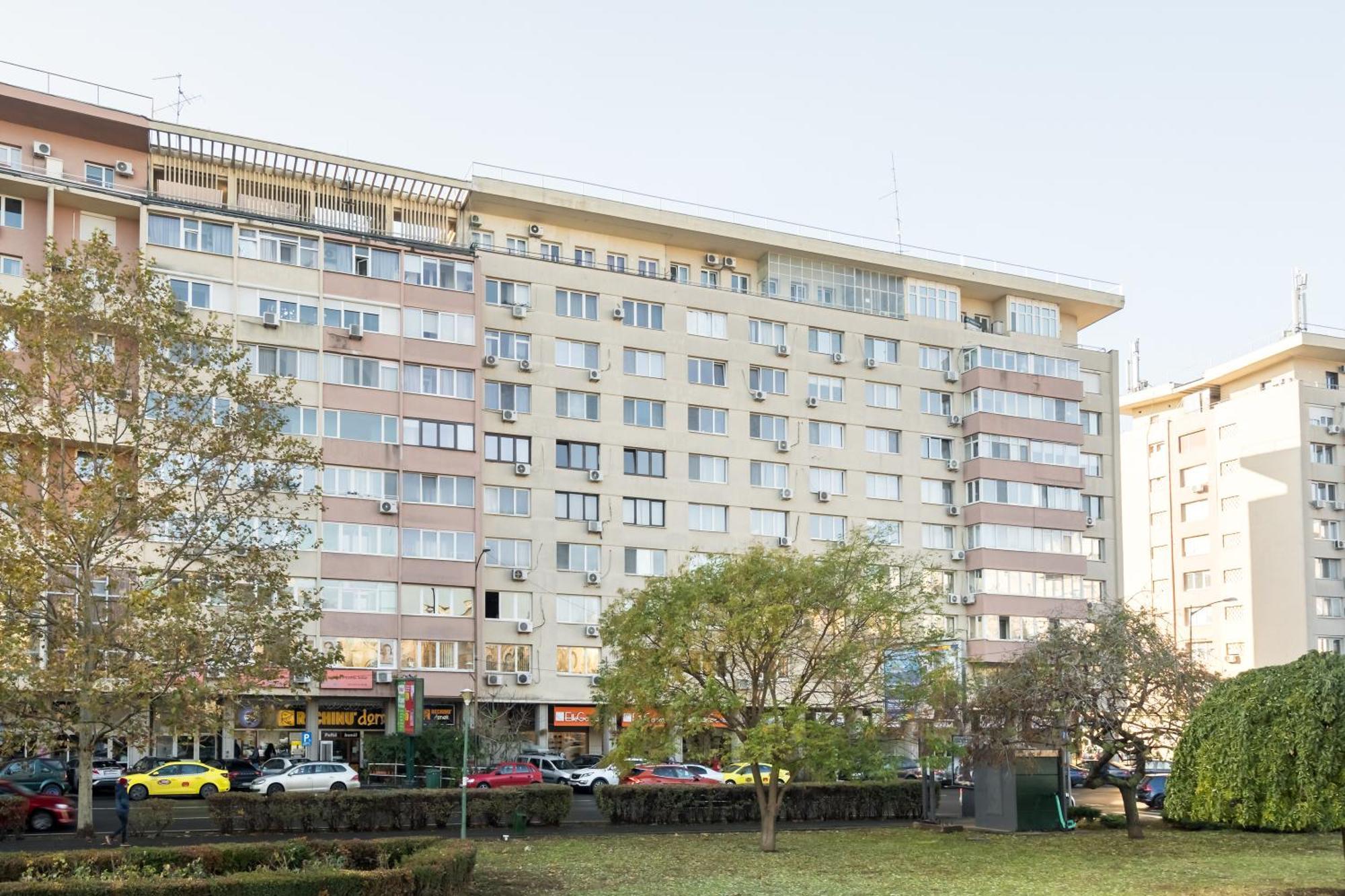 Chic Comfort 1Bdr With Landmark View - Concerthall Bucharest Exterior photo