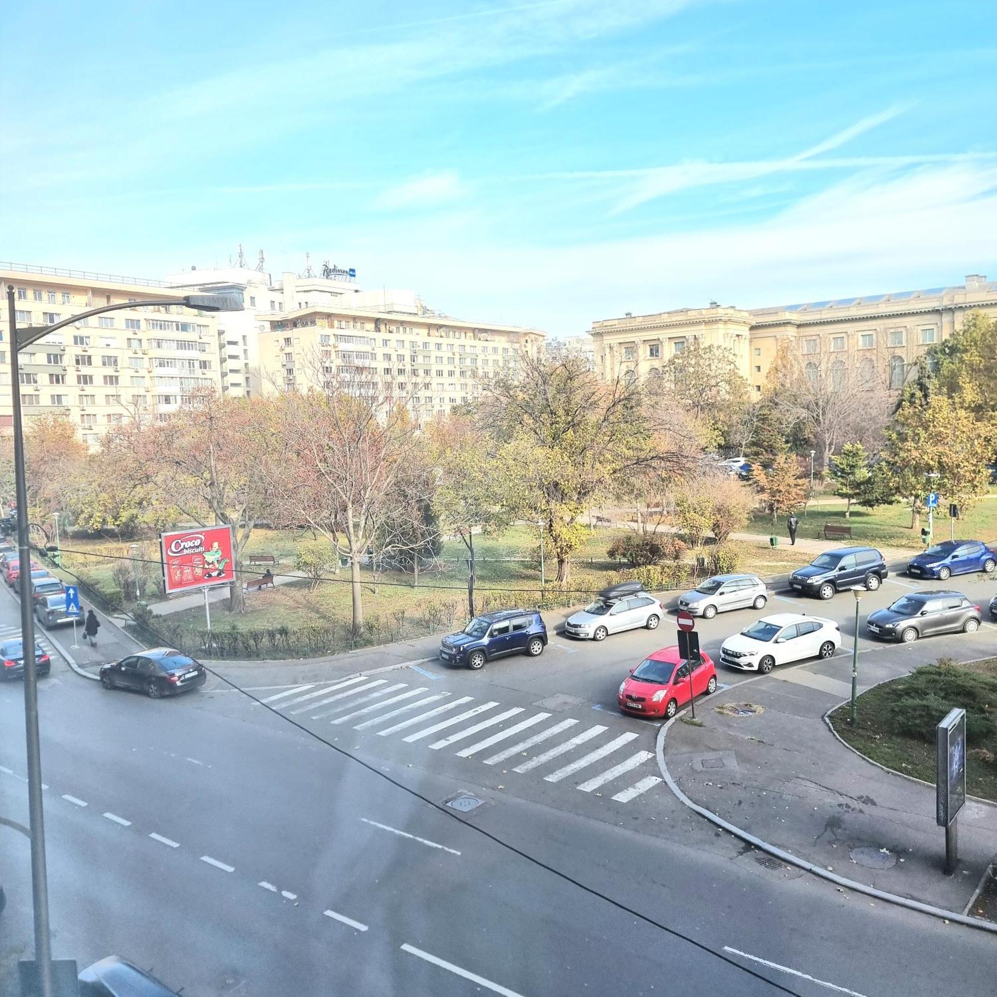 Chic Comfort 1Bdr With Landmark View - Concerthall Bucharest Exterior photo